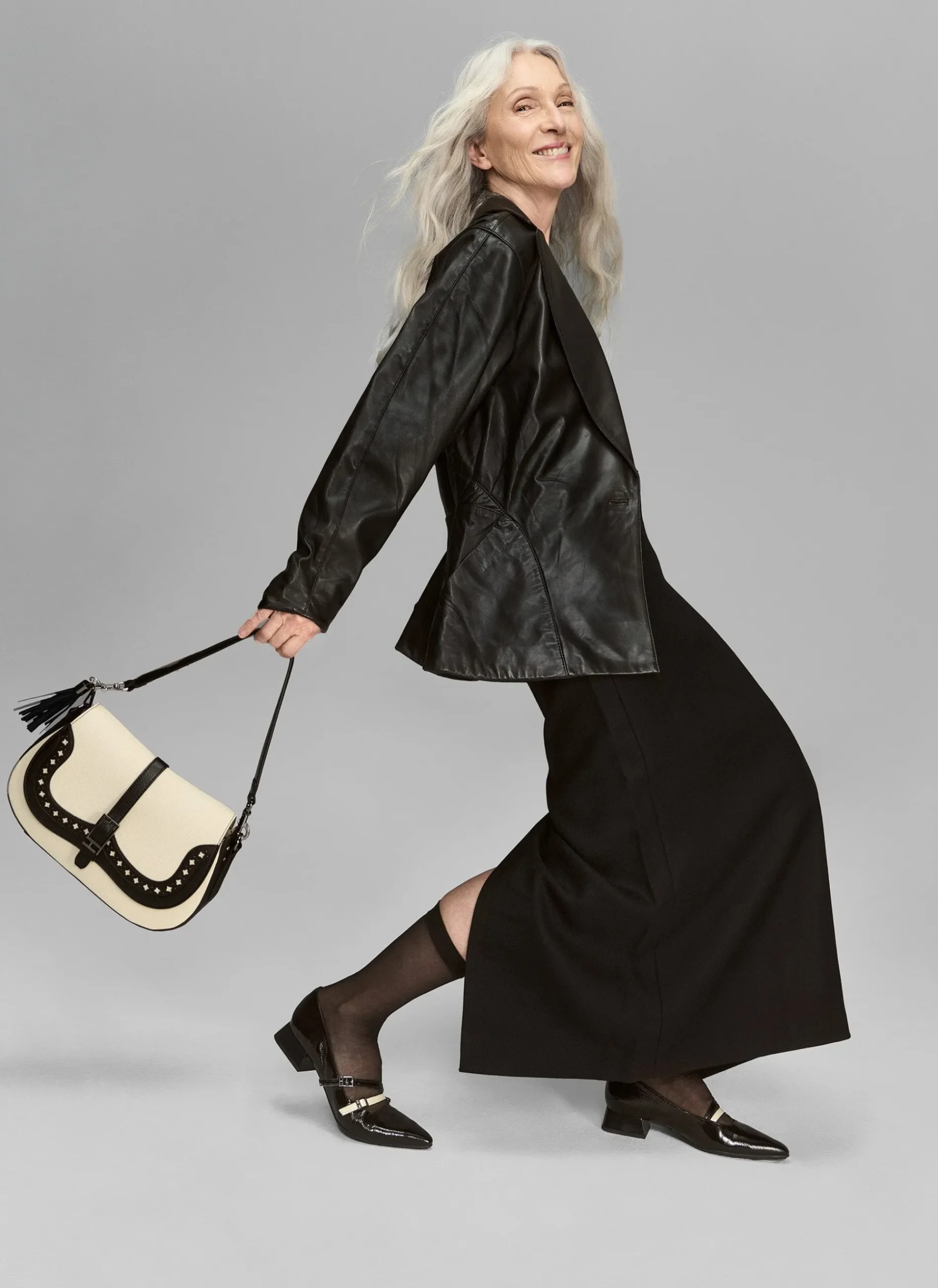 bolsa_de_ombro_pretomilk_1.webp HISPANITAS Bolsa de ombro preto-milk