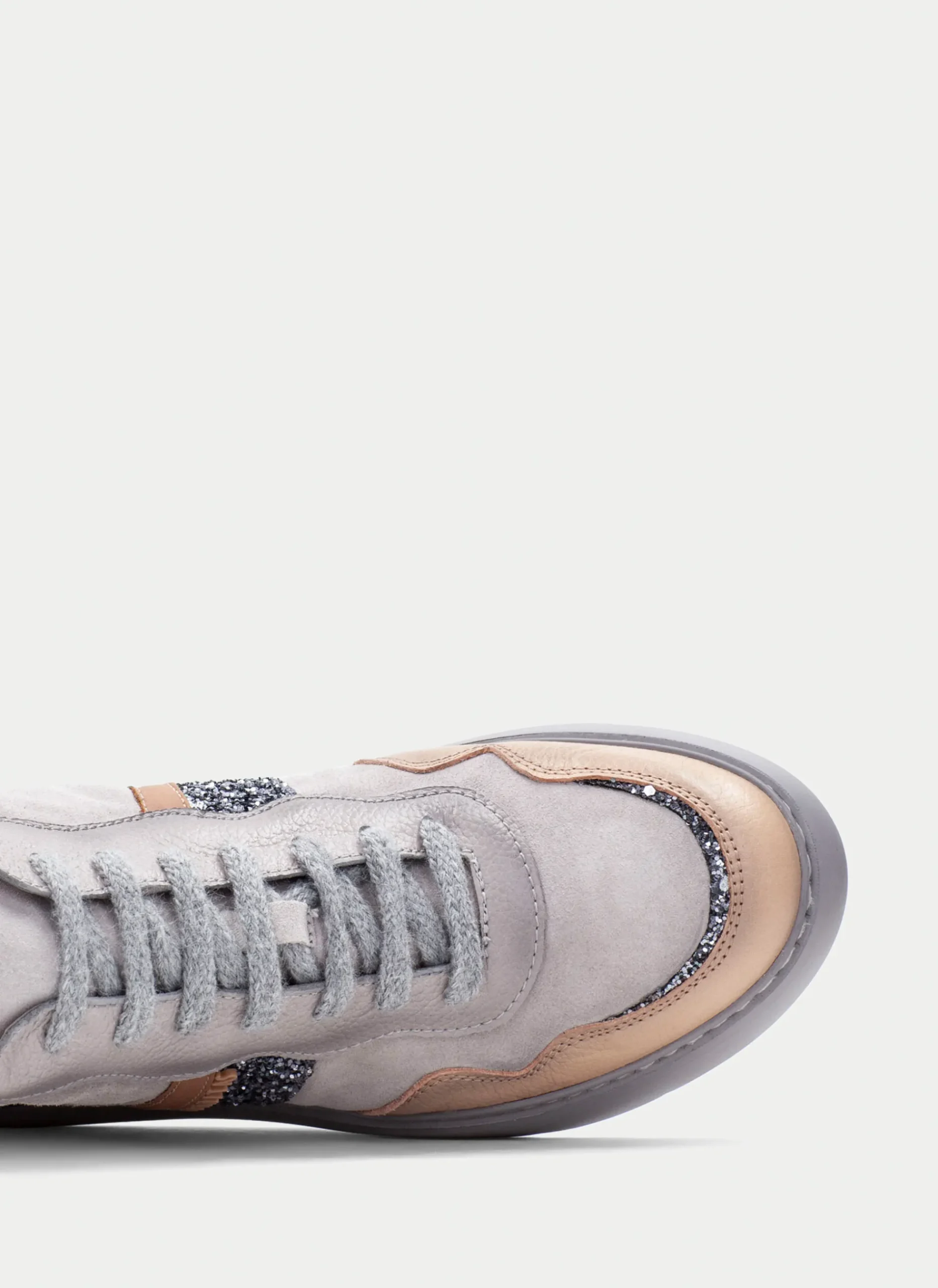 botins_desportivos_oceani_4-1.webp HISPANITAS Botins Desportivos oceania cinza-areia-glitter