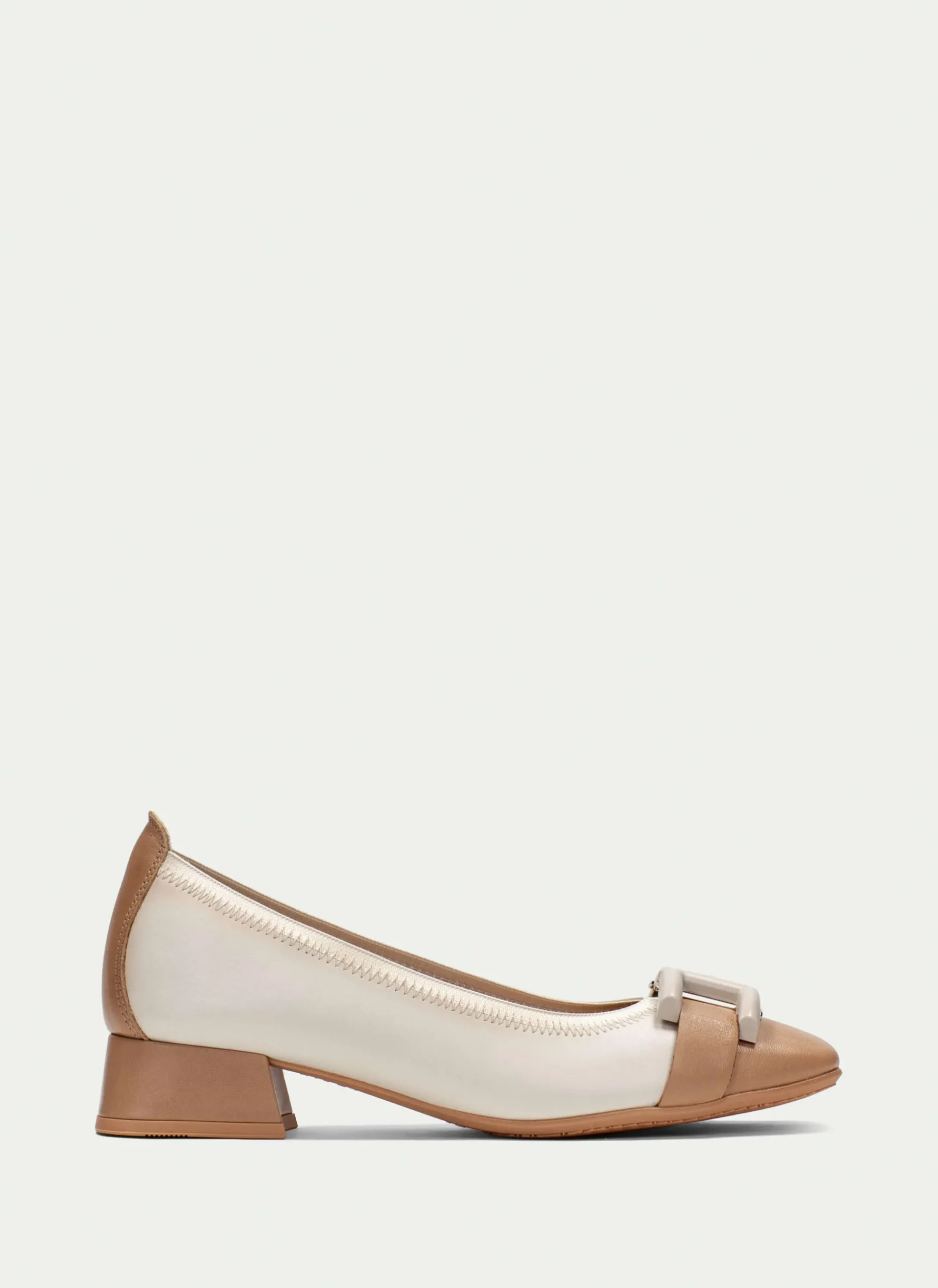 sabrina_aruba_desertcreme_0.webp HISPANITAS Sabrina aruba desert-creme